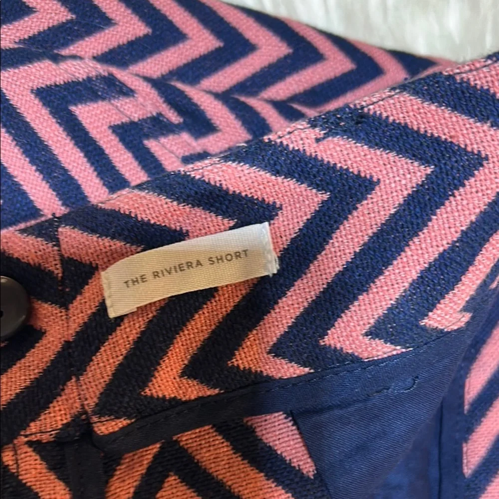 #0188- NWT LOFT Riviera Pink & Navy Slant Picket Chevron Shorts-6 - Picture 9 of 11